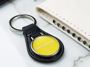 Skoda Schlüsselanhänger Stilvoll Leder Premium Haptik